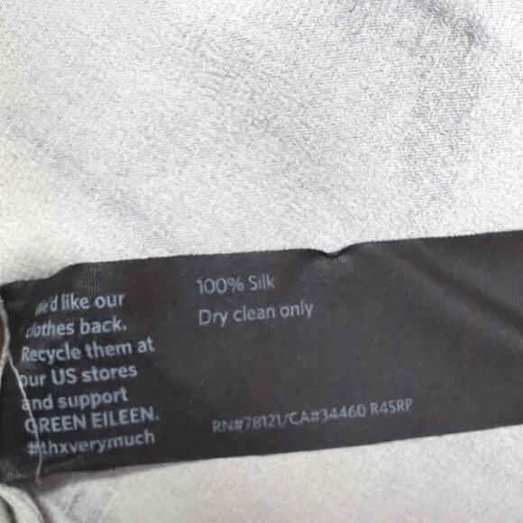 Eileen Fisher Ink Blot Print 100% Silk Medium - Picture 8 of 8